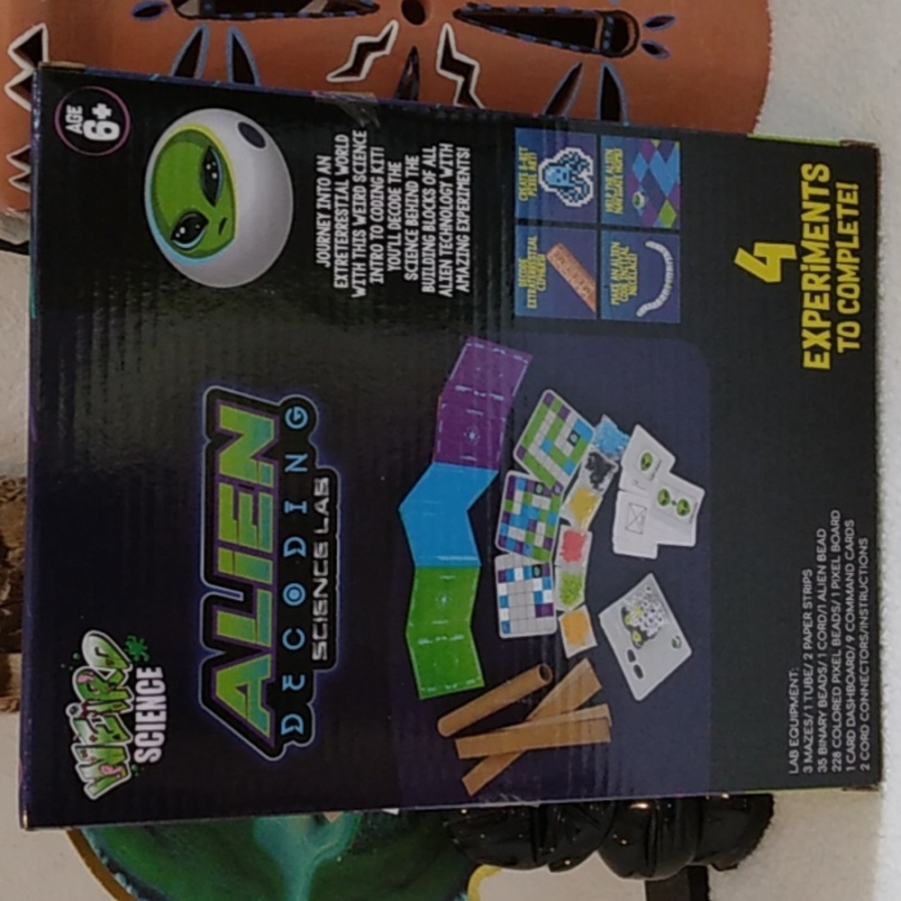Weird Science Alien Decoding Game - Picture 2 of 2